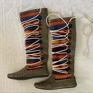 Matiko Gray Leather & Knit Lace-Up Moccassin Boots